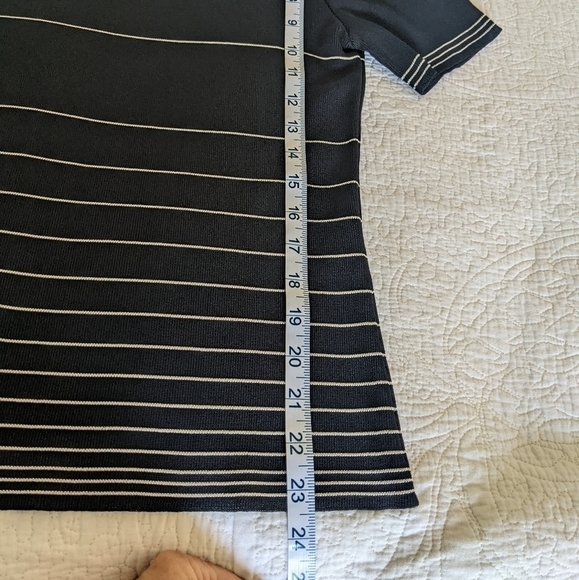 𝅺FINE Knit Navy Blue Short Sleeve Sweater M Striped Top - Picture 7 of 12